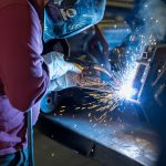 Welding with MIG gun